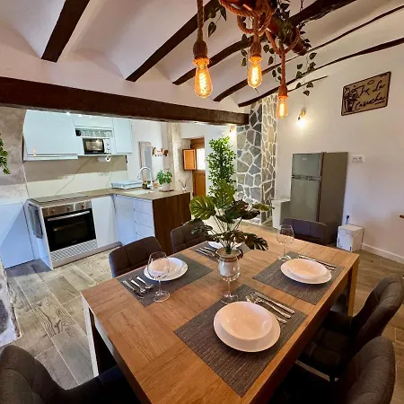 La Casucha De * Chulilla